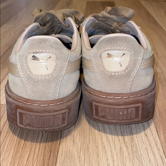 Puma suede platform sneakers in Camel - Picture 2 of 4